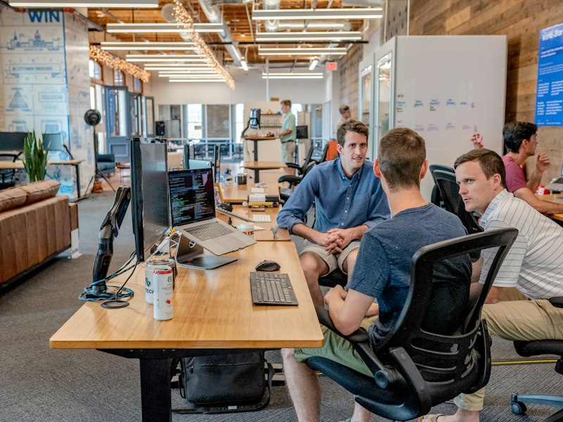 Advisor video call with speaker